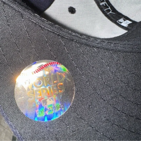 Minnesota Twins New Era 59FIFTY Fitted Hat 7 1/4 MLB Postseason 2017 - Picture 8 of 11